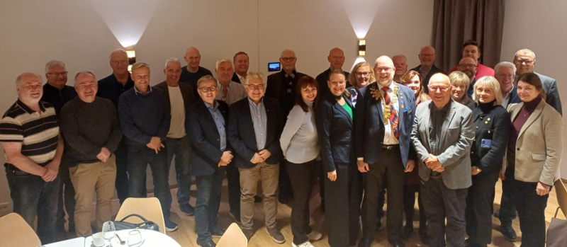 Guvernørbesøk i Spjelkavik Panorama